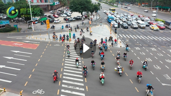 捎話上兩會 | 上牌慢？管理亂？海口電動車出行這些事 市民有話說